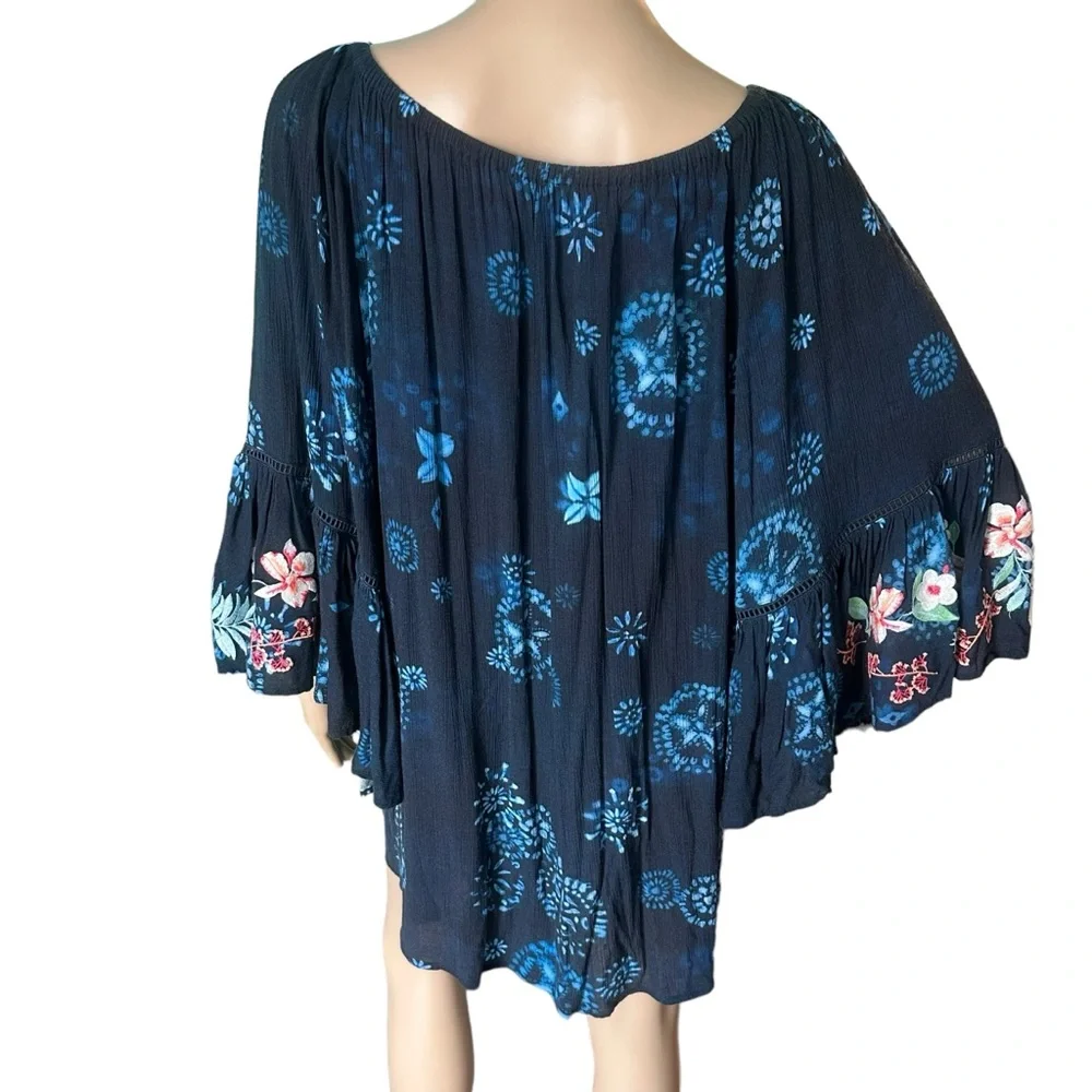 🌺Johnny Was Tunic🌺 - Picture 4 of 12